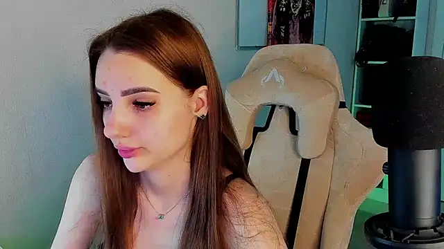 Snapshot of __SilviaAbby__ chatting on 03.19.25   SilviaAbby   online show from 03.19.25