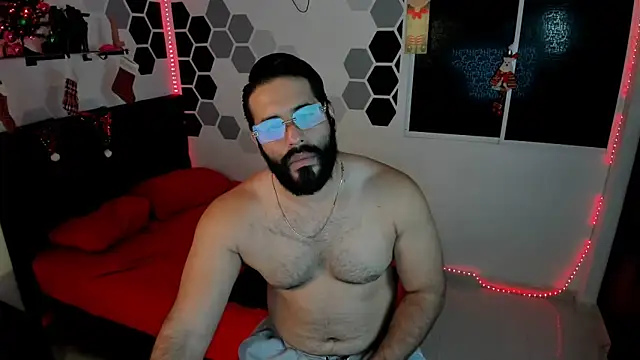 Snapshot of eda_karim chatting on 12.19.24 eda karim online show from 12.19.24