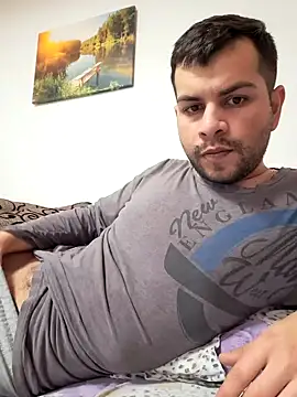 hornny1995 online show from 12.31.24