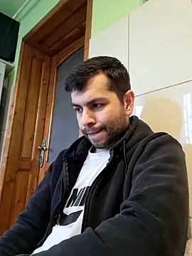 hornny1995 online show from 02.15.25