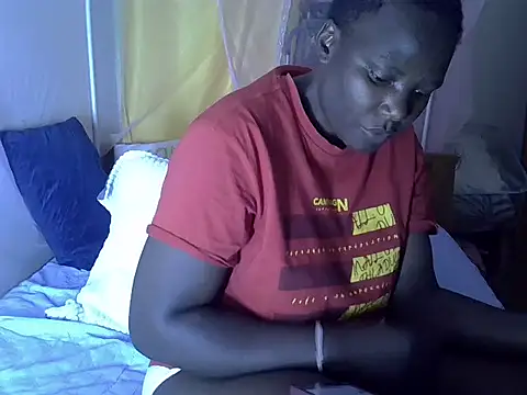 Snapshot of Sweetreena chatting on 02.18.26 Sweetreena online show from 02.18.26