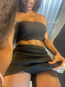 Snapshot of Richchocolatesweet_ chatting on 01.21.25 Richchocolatesweet online show from 01.21.25