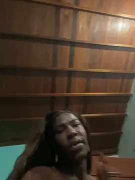 Snapshot of Richchocolatesweet_ chatting on 03.20.25 Richchocolatesweet online show from 03.20.25