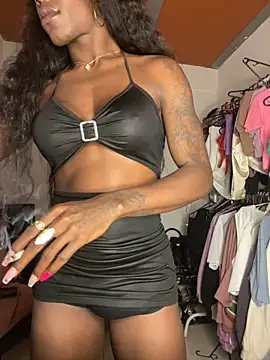 Snapshot of Richchocolatesweet_ chatting on 09.10.25 Richchocolatesweet online show from 09.10.25