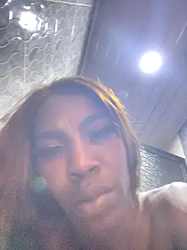 Snapshot of Richchocolatesweet_ chatting on 10.14.25 Richchocolatesweet online show from 10.14.25