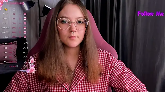 Snapshot of bunny_bubble chatting on 11.01.25 bunny bubble online show from 11.01.25