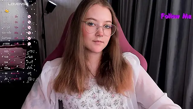 Snapshot of bunny_bubble chatting on 12.04.25 bunny bubble online show from 12.04.25