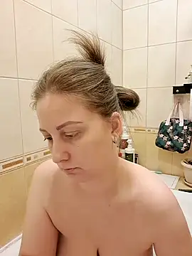 Snapshot of Sakura_Green chatting on 01.19.25 Sakura Green online show from 01.19.25