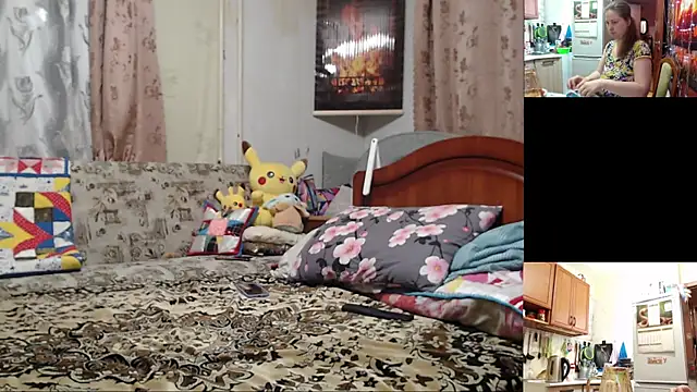 Snapshot of Sakura_Green chatting on 10.23.25 Sakura Green online show from 10.23.25