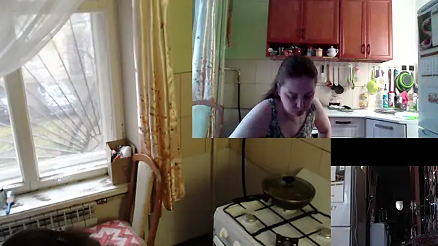 Snapshot of Sakura_Green chatting on 11.05.25 Sakura Green online show from 11.05.25