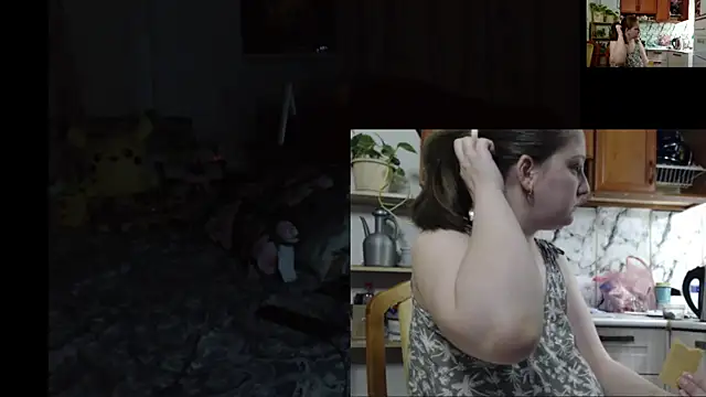 Snapshot of Sakura_Green chatting on 11.25.25 Sakura Green online show from 11.25.25