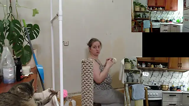 Snapshot of Sakura_Green chatting on 11.25.25 Sakura Green online show from 11.25.25