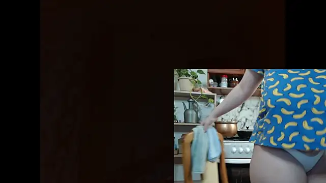 Snapshot of Sakura_Green chatting on 11.29.25 Sakura Green online show from 11.29.25