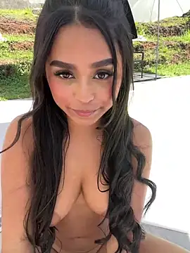 Snapshot of Juli_Walker chatting on 01.17.25 Juli Walker online show from 01.17.25