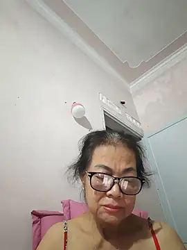 Hotestlove online show from 08.02.26
