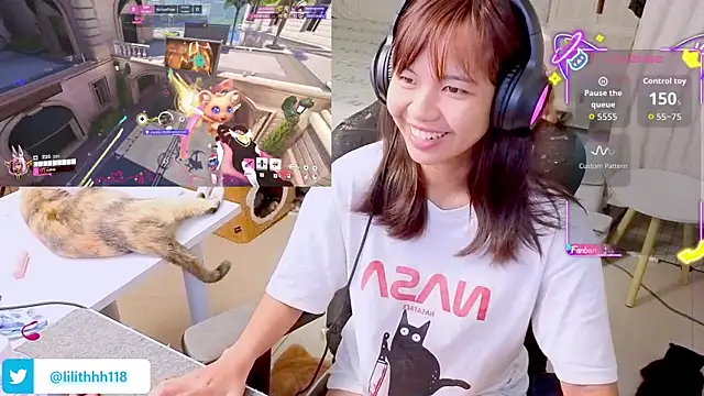 Snapshot of Kana_G chatting on 06.04.26 Kana G online show from 06.04.26