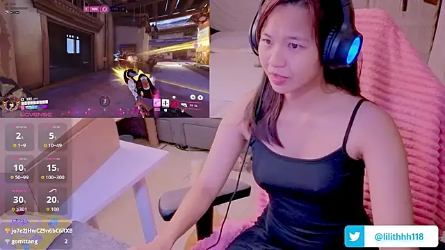 Snapshot of Kana_G chatting on 06.21.26 Kana G online show from 06.21.26
