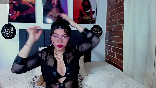 kyliejenner hot online show from 05.26.26