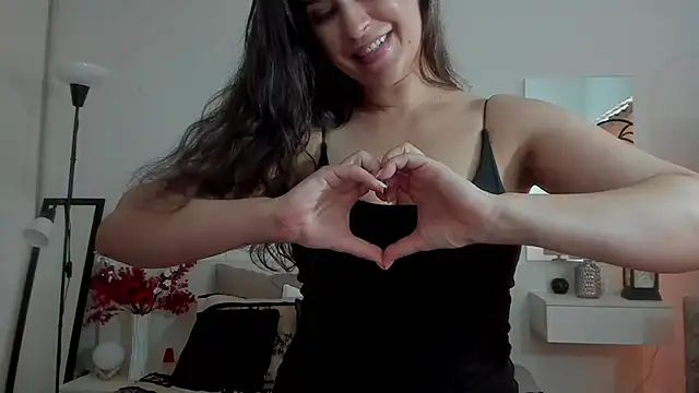Snapshot of JoyCasidy chatting on 07.17.26 JoyCasidy online show from 07.17.26