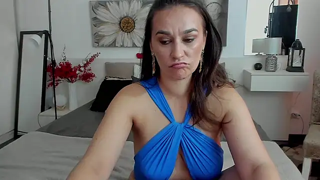 Snapshot of JoyCasidy chatting on 07.25.26 JoyCasidy online show from 07.25.26