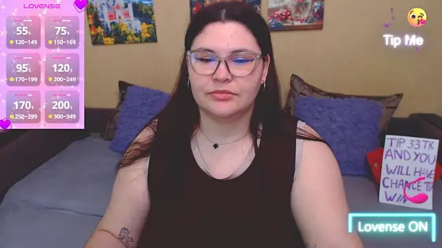 Snapshot of JuliaKeln chatting on 06.07.26 JuliaKeln online show from 06.07.26