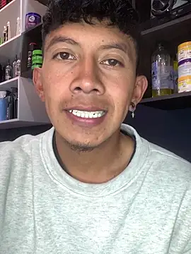 Snapshot of Chocolatito26 chatting on 01.23.25 Chocolatito26 online show from 01.23.25