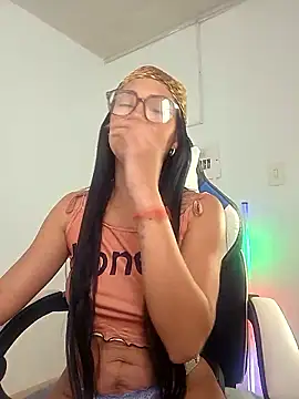 KittyKardy online show from 01.12.26