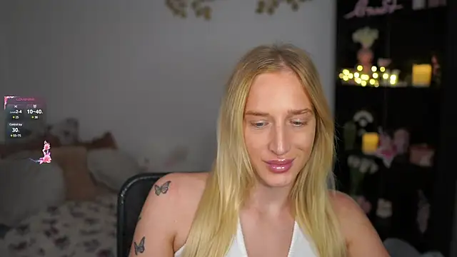 Nicolette  Shea  online show from 12.14.24