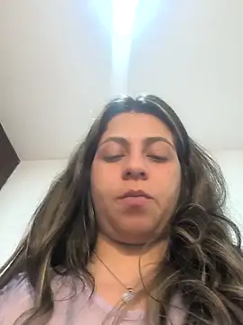 Rose Gang online show from 02.02.25