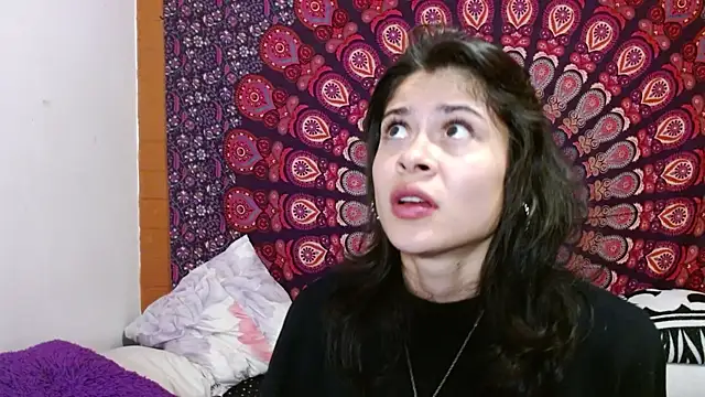 AbbySccott online show from 12.18.25