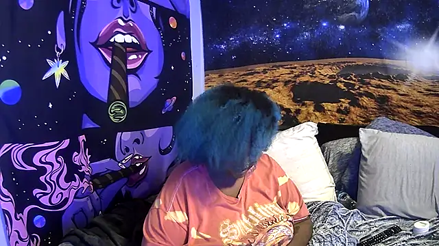 Snapshot of AutumnHart chatting on 01.02.25 AutumnHart online show from 01.02.25