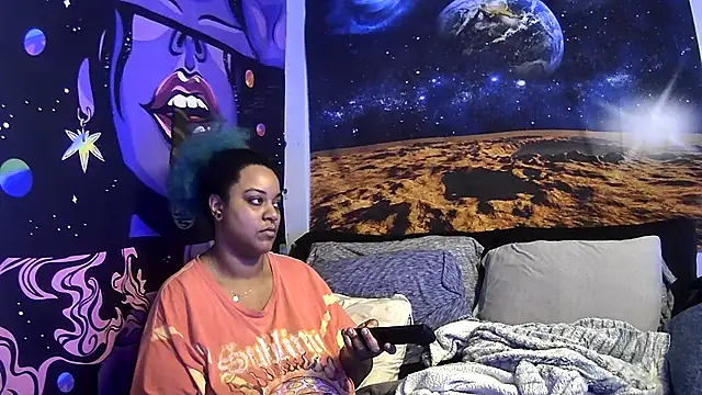 Snapshot of AutumnHart chatting on 01.19.25 AutumnHart online show from 01.19.25