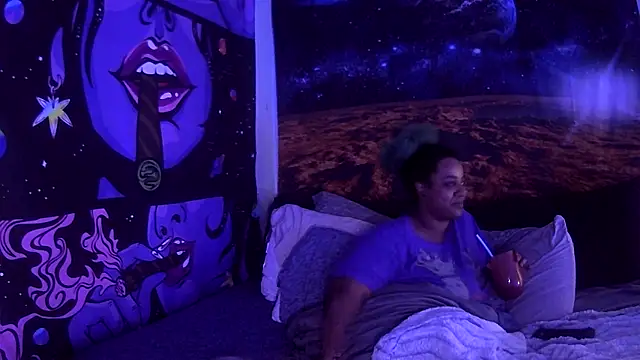 Snapshot of AutumnHart chatting on 01.29.25 AutumnHart online show from 01.29.25