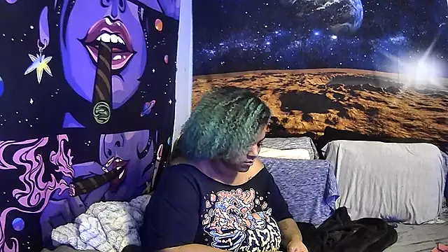 Snapshot of AutumnHart chatting on 02.06.25 AutumnHart online show from 02.06.25