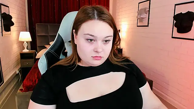 Snapshot of KimberlyMaran chatting on 01.10.25 KimberlyMaran online show from 01.10.25