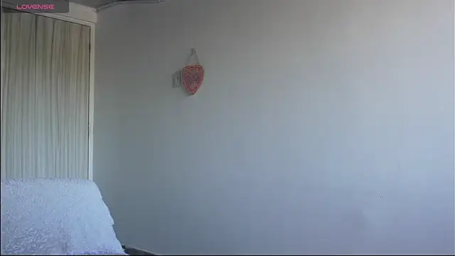 Snapshot of Muscle_King_Cum chatting on 06.20.26 Muscle King Cum online show from 06.20.26