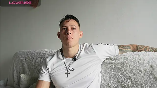 Snapshot of Muscle_King_Cum chatting on 07.23.26 Muscle King Cum online show from 07.23.26