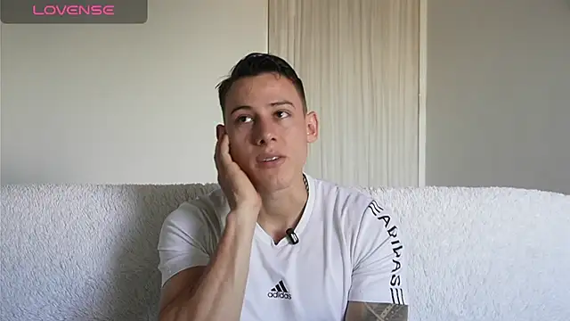Snapshot of Muscle_King_Cum chatting on 07.27.26 Muscle King Cum online show from 07.27.26