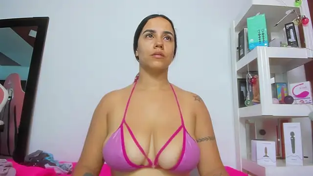 Snapshot of tatiana_big_ass_boobs chatting on 03.16.25 tatiana big ass boobs online show from 03.16.25
