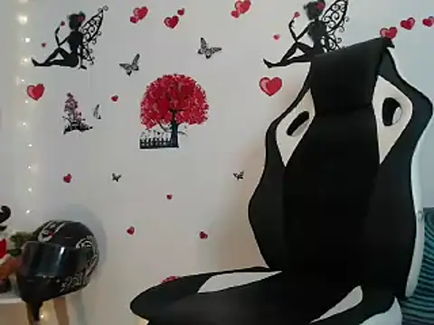 Snapshot of Angel_bran chatting on 01.25.25 Angel bran online show from 01.25.25