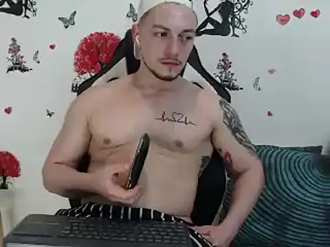 Snapshot of Angel_bran chatting on 02.28.25 Angel bran online show from 02.28.25