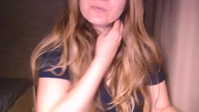 Snapshot of fiona_cute_2 chatting on 09.28.25 fiona cute 2 online show from 09.28.25