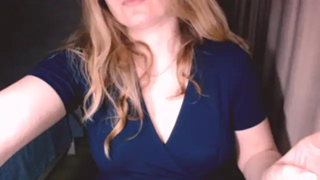 Snapshot of fiona_cute_2 chatting on 02.15.26 fiona cute 2 online show from 02.15.26