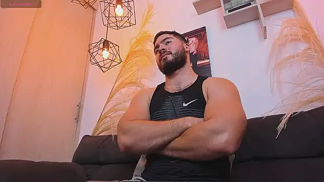 Snapshot of SebastianVilla_ chatting on 03.03.26 SebastianVilla online show from 03.03.26