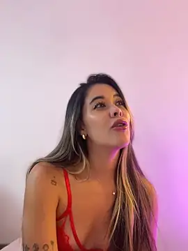 Emilia Bakerr online show from 03.07.25