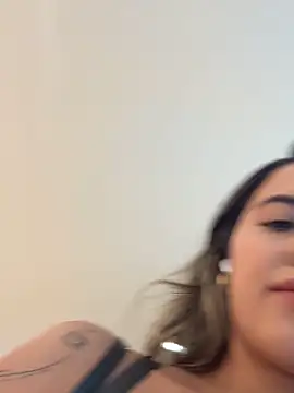 Emilia Bakerr online show from 06.17.26