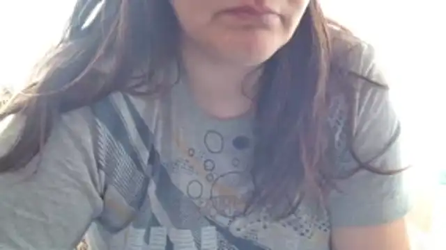 Snapshot of Lucinka1 chatting on 03.22.26 Lucinka1 online show from 03.22.26