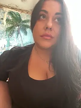 DaisyStreet online show from 10.31.25