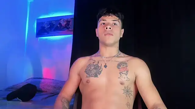 Dominic Biker   online show from 01.02.25