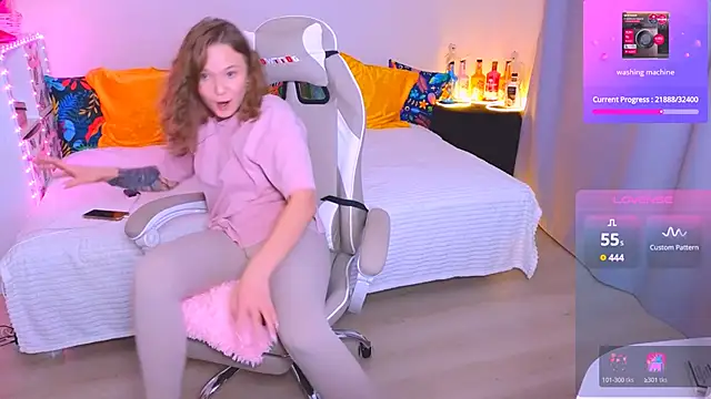 Snapshot of Karen_morris chatting on 12.13.24 Karen morris online show from 12.13.24